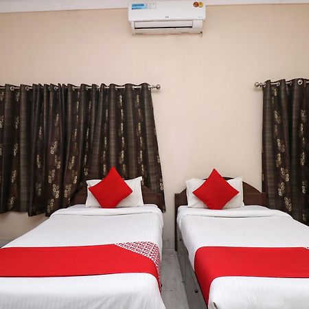 Hotel OYO Flagship 15177 Citi Residenci Varanasi Exterior foto